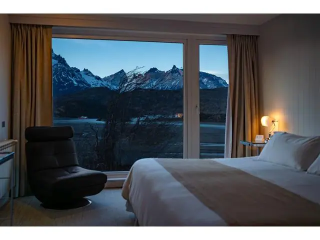 3 Noches Hotel Lago Grey en Torres del Paine 2 personas