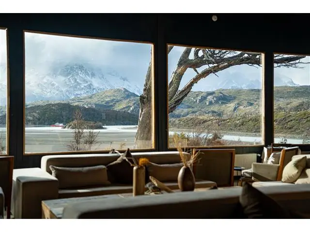 3 Noches Hotel Lago Grey en Torres del Paine 2 personas
