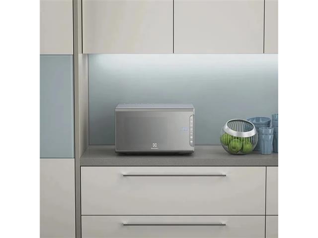 Micro-ondas Electrolux MI41S Prata com Painel Integrado 31 Litros - 4