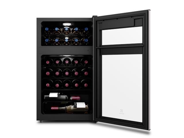 Adega de Vinhos Electrolux para 29 Garrafas com Dual Zone e Até 18° C 