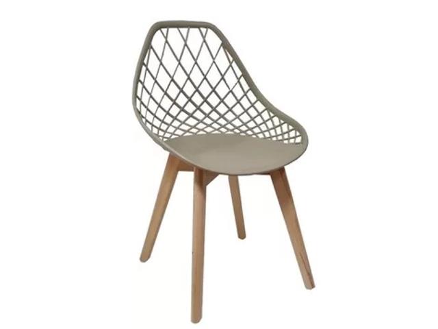 Cadeira Kayla em Polipropileno Pé Wood Fendi 1 Unidade