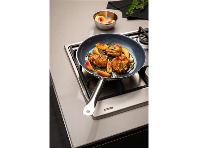 Frigideira Rasa Tramontina Professional em Aço Inox 2,2 L - 3