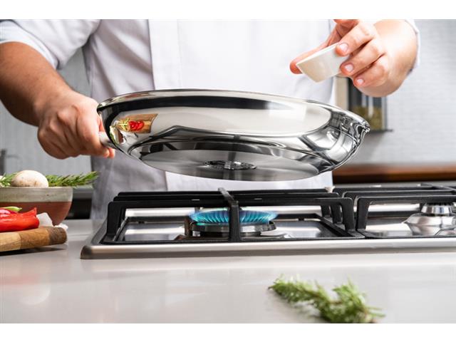 Frigideira Tramontina Professional Rasa em Aço Inox Fundo Triplo 1,1 L - 3