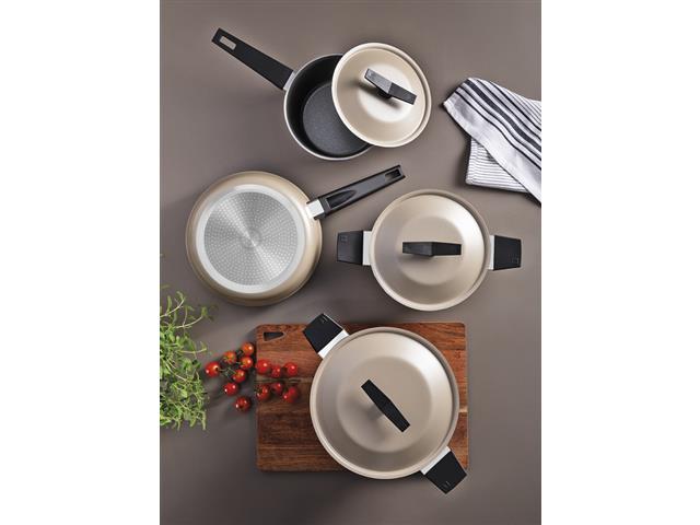 Jogo de Panelas Tramontina Spezia Antiaderente Starflon Areia 4 Peças - 8