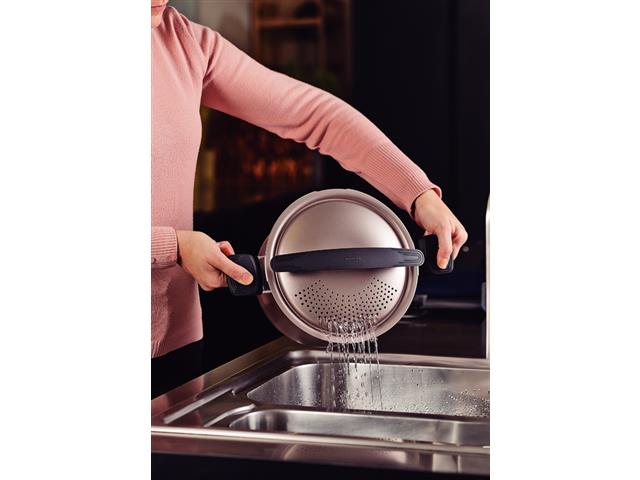 Espagueteira Tramontina Milazzo Antiaderente Amêndoa 22 cm - 8