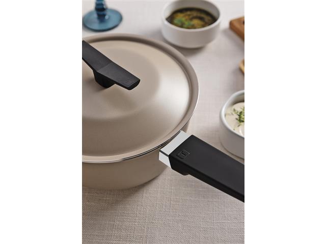 Panela Tramontina Spezia Induction Antiaderente Areia 20 cm - 4