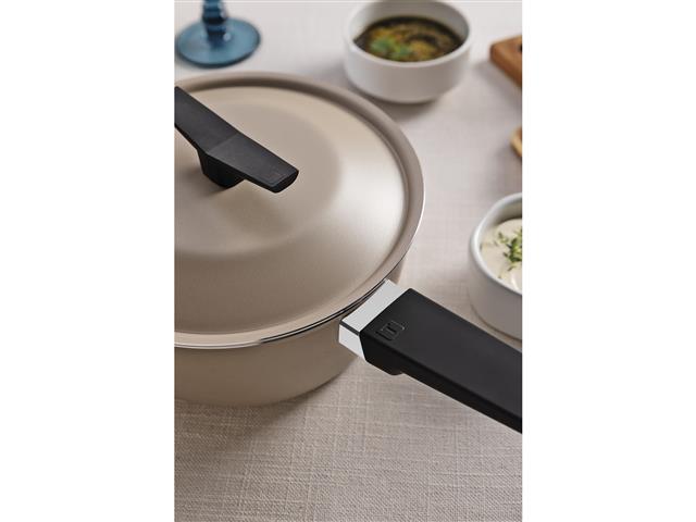 Panela Tramontina Spezia Induction em Alumínio Antiaderente Areia 18cm - 9