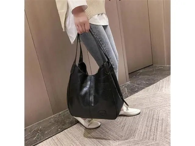Cartera Bolso Negro Ecocuero 33x32x12 CM