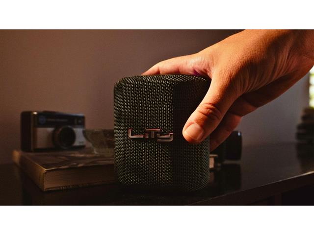 Caixa Bluetooth 10W 8hs SD Card - Preta (B13P) - 7