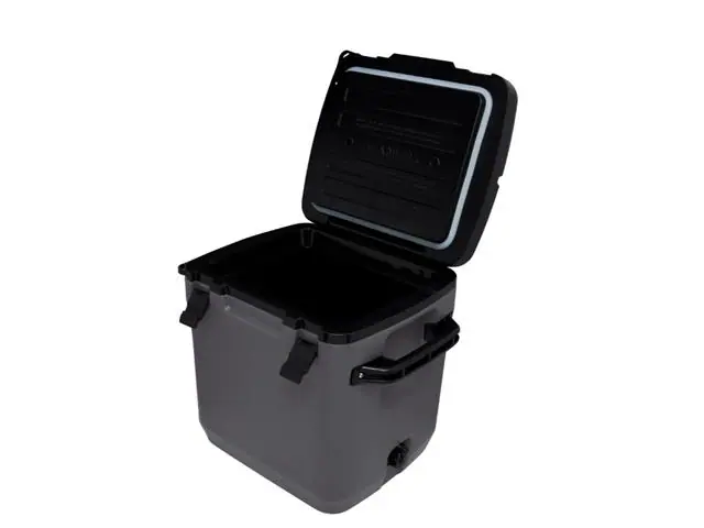 Hielera Stanley Adventure Outdoor 28.3L Color Grafito