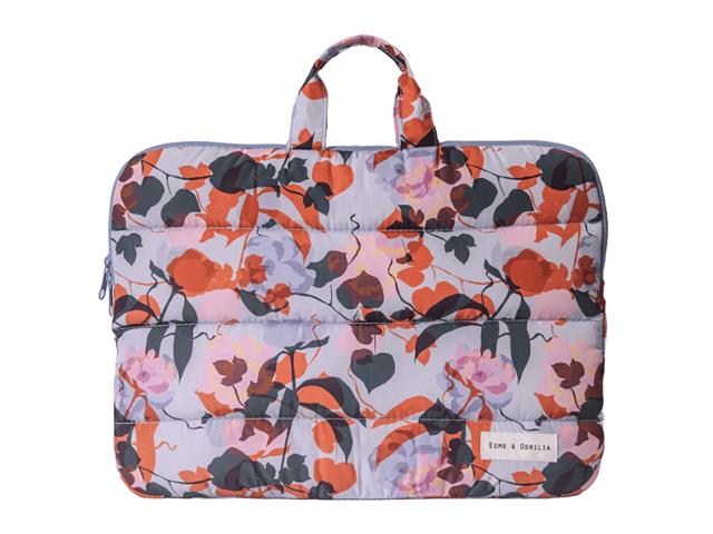 Portalaptop Esme & Odrilia Emma Enredos, Celeste