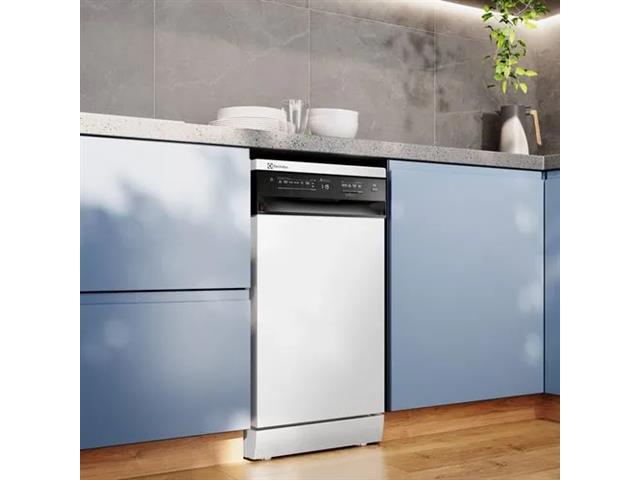 Lava-Louça Electrolux 10 Serviços Branca com Programa Lava e Seca 110V - 4
