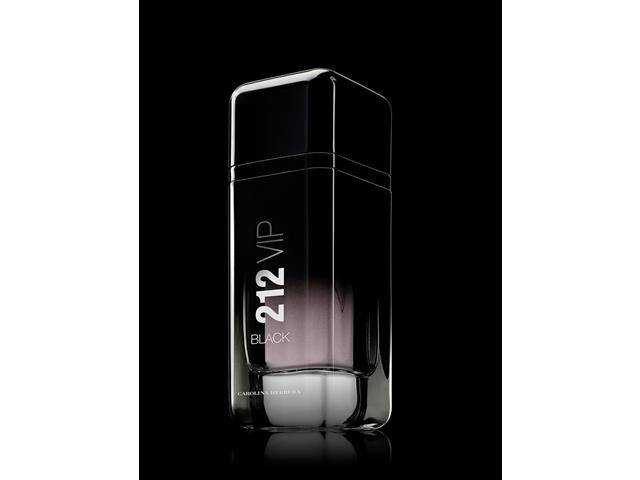 Perfume 212 Vip Black Eau de Parfum Masculino 200ML - 2