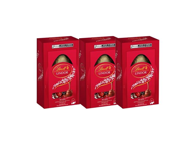 3 ovos de Páscoa Lindt Lindor ao leit...