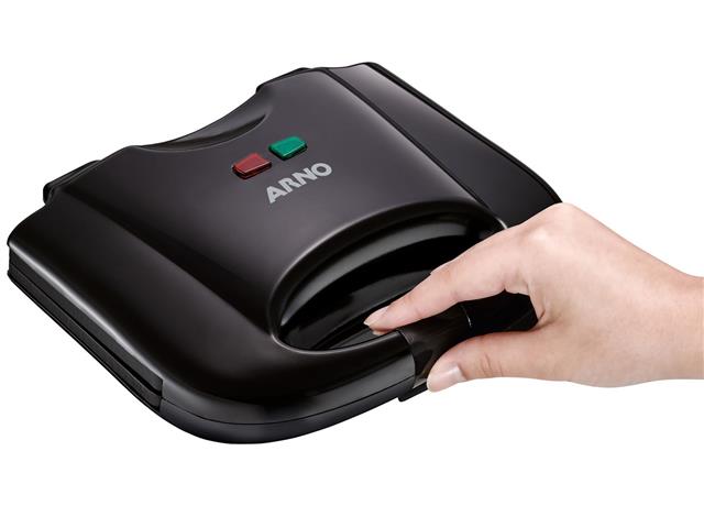 Sanduicheira Arno Antiaderente SACB Preta 70W - 5