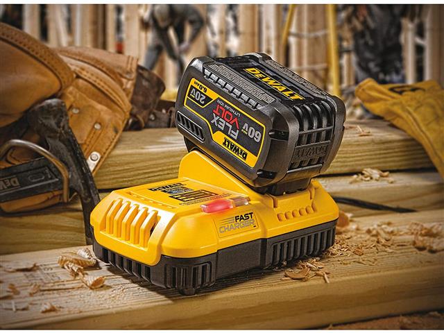 Carregador Rápido para Baterias 20v 60v Max DeWalt Flexvolt 220V - 1