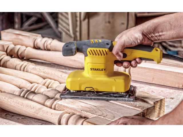 Lixadeira Orbital Stanley 1/3" 280W SS28 110V - 1