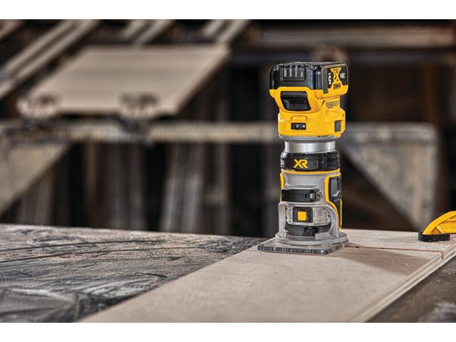 Tupia Compacta Dewalt 20V Max XR Li-Ion Brushless DCW600B - 2