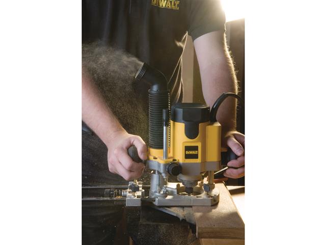 Tupia de Coluna com Guia Paralela DeWalt 1100W 220V - 1