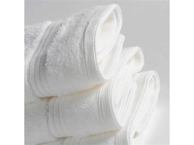 Set de Toalla y Toallón Mariages Home 800 gr blanco