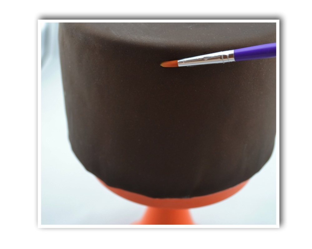 Fall_Ombre_Ruffle_Cake_Step_3.jpg?mtime=20211102120721#asset:511567
