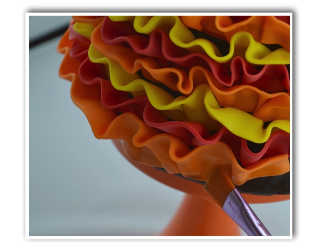 Fall_Ombre_Ruffle_Cake_Step_7.jpg?mtime=20211102120822#asset:511571
