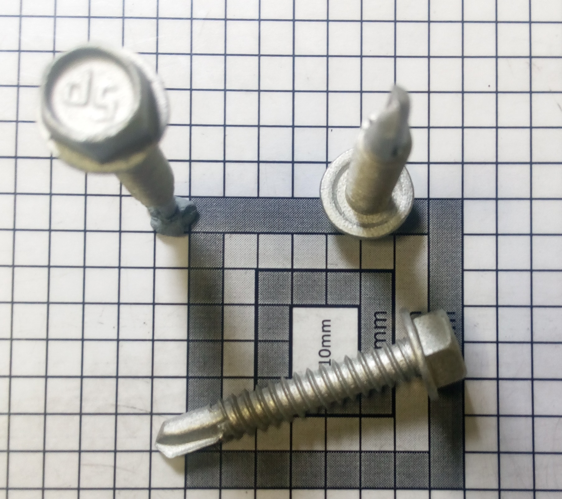 250 Vis Auto-perceuses TEK – #14 X 1-1/2, Tête Hexagonale, Fraisage 3 Points