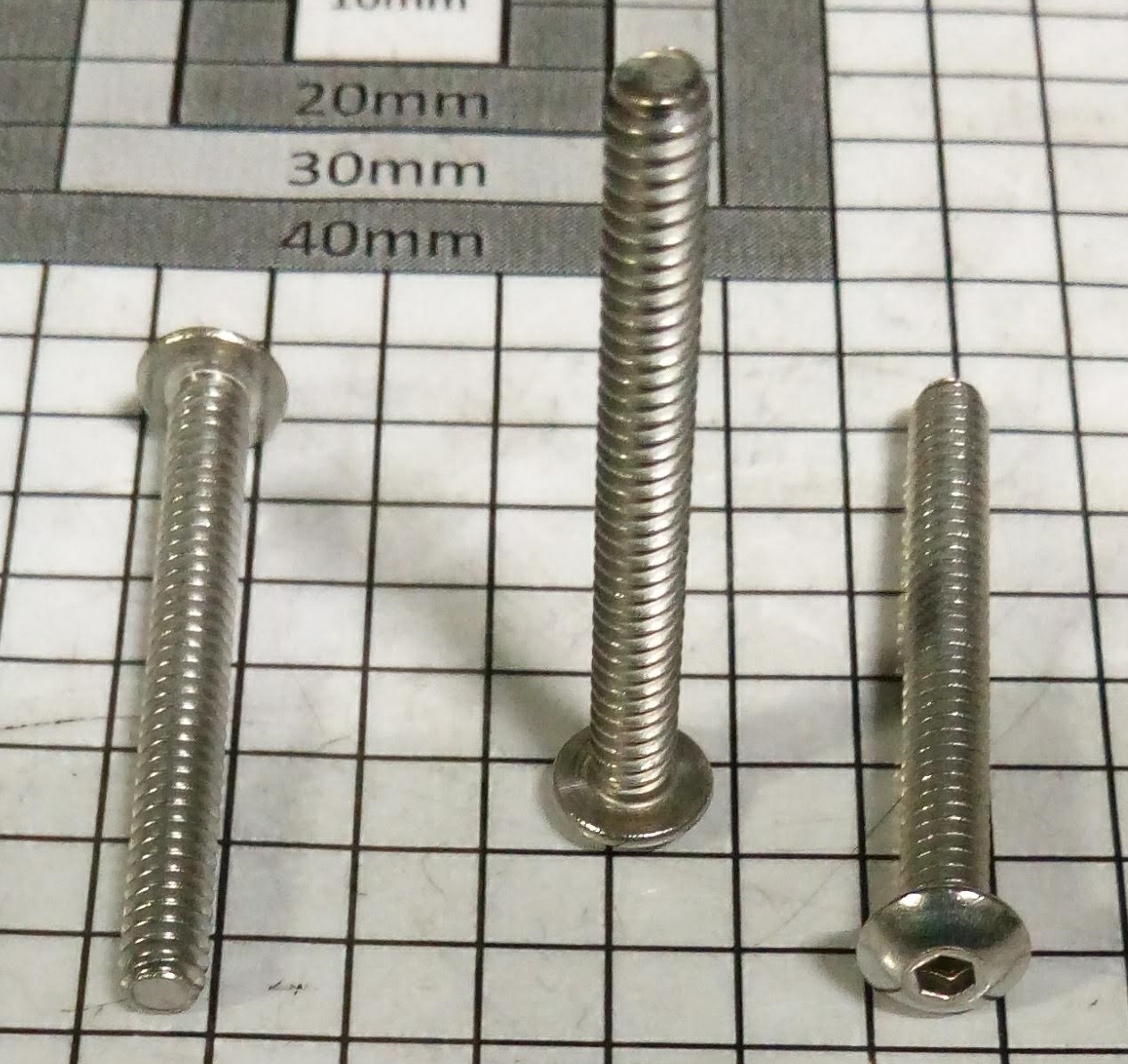 6C125SBHS,632 X 1 1/4 BUTTON HEAD SOCKET S/S,Specialty Bolt & Screw, Inc.
