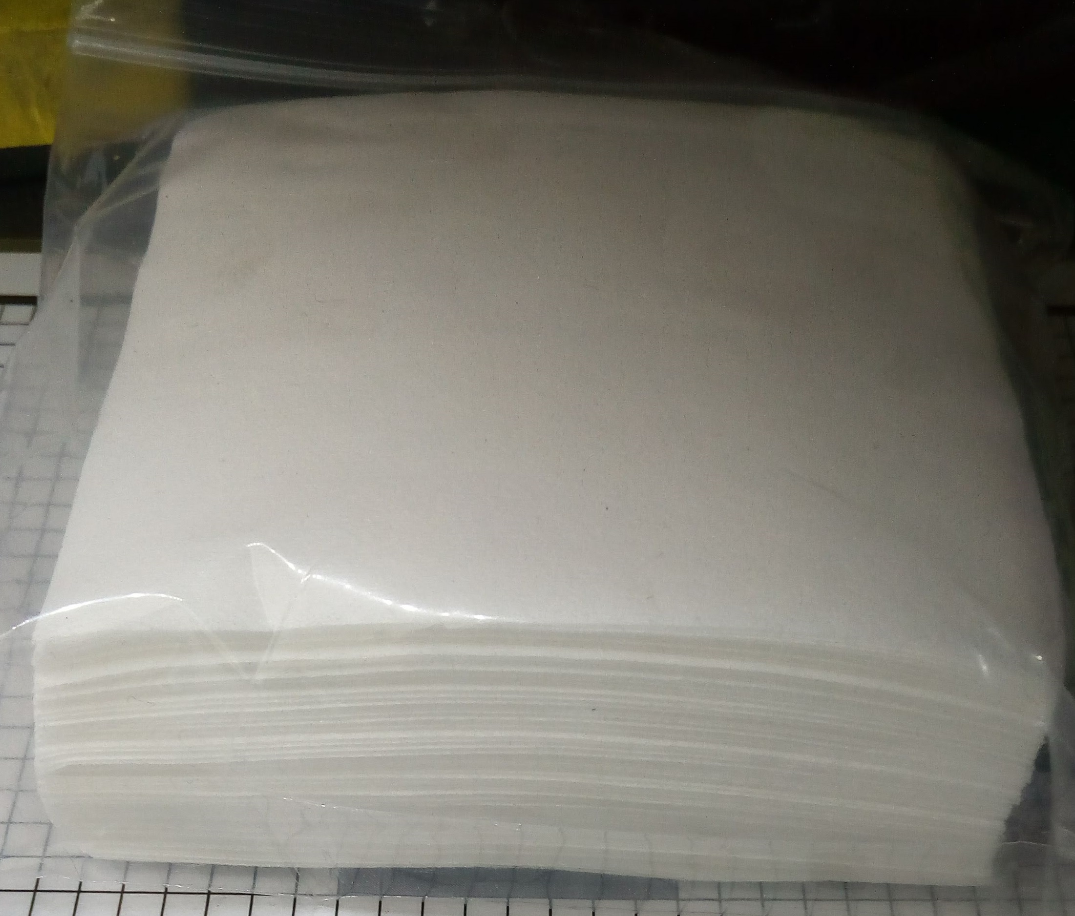 4" X 4" POLYESTER NONWOVEN FABRIC 4" X 4" POLYESTER NONWOVEN FABRIC