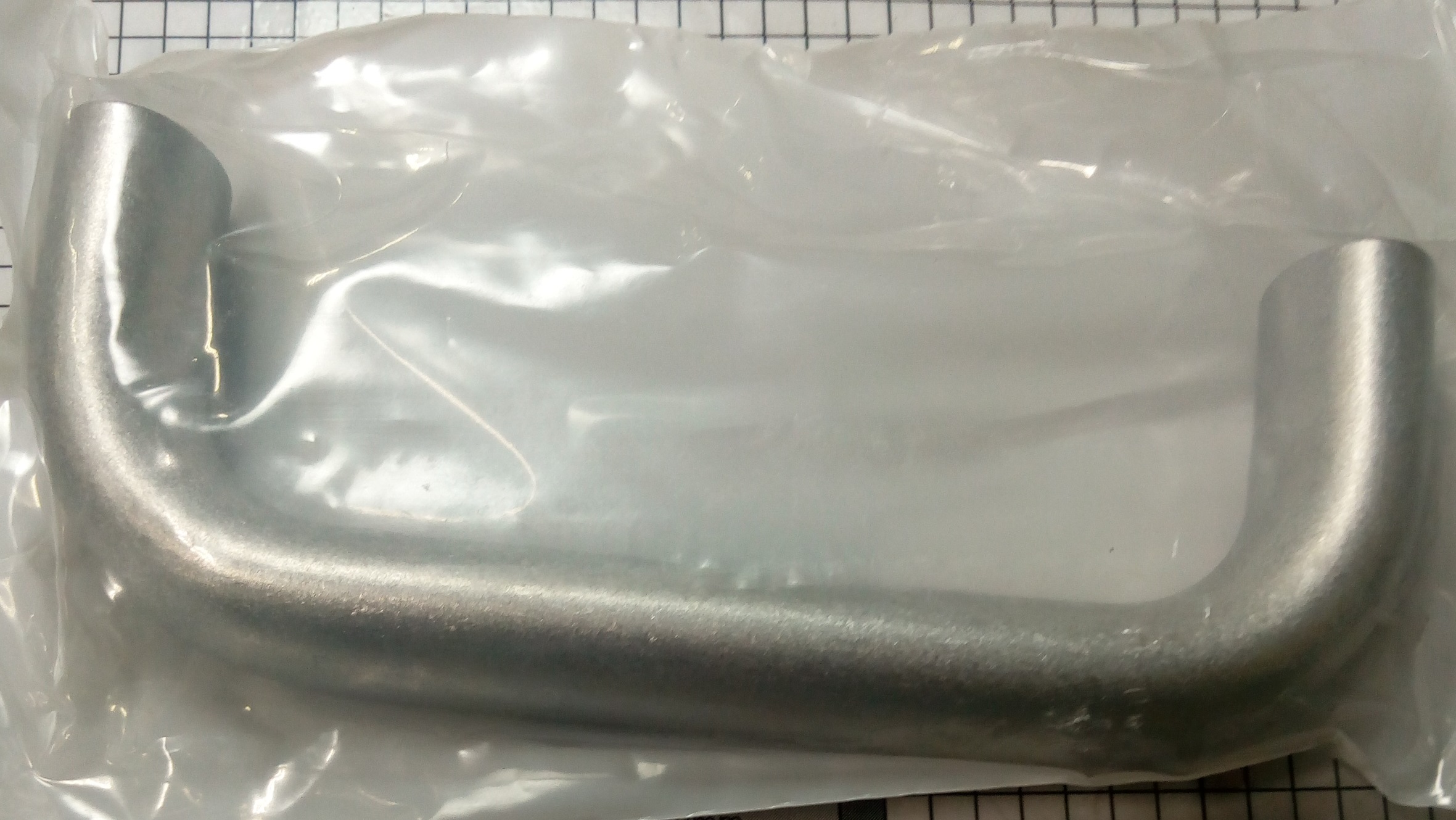 1.02 X 5.75 RIGHT ANGLE PULL HANDLE ALUM 1.02 X 5.75 RIGHT ANGLE PULL HANDLE ALUM