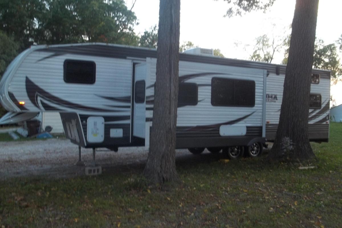 2013 Forest River Puma Unleashed 351-thss, 1