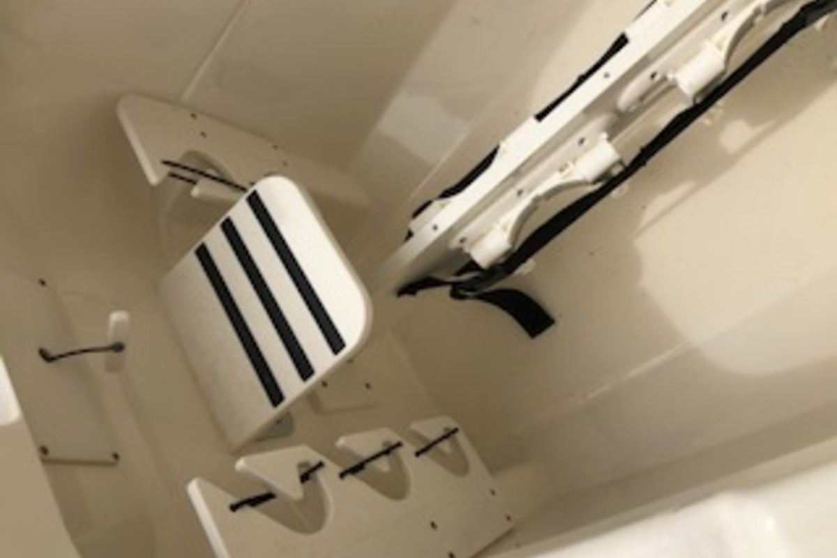 2016 Boston Whaler Dauntless, 9