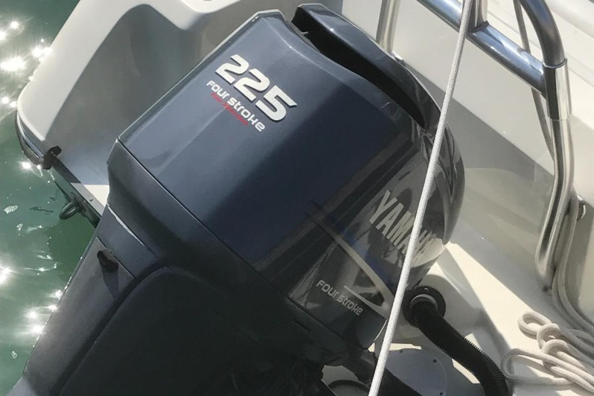 2004 EdgeWater 24.6CC in Key Biscayne, FL