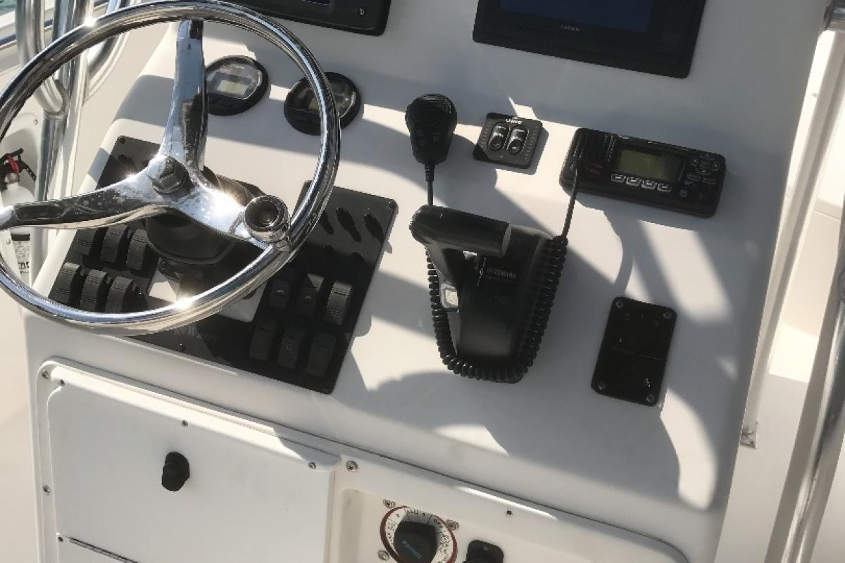 2004 EdgeWater 24.6CC, 3
