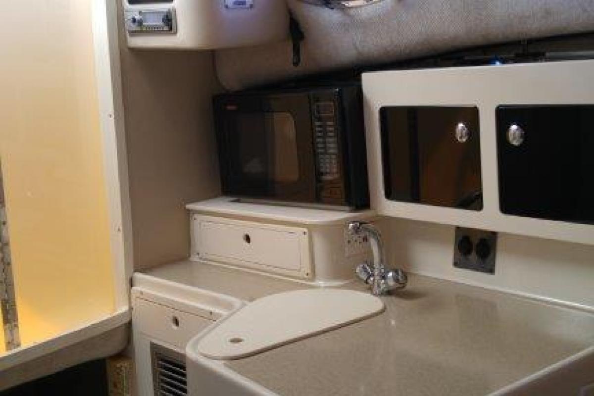 2003 Hydra-Sports 2800 Vector W/A, 9