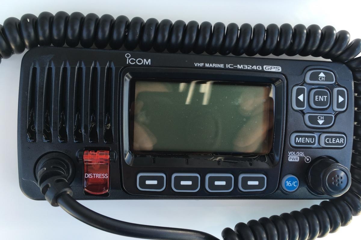 2004 EdgeWater 24.6CC, 13