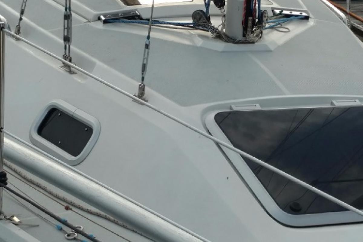 1993 Catalina Waterfowler 15, 4