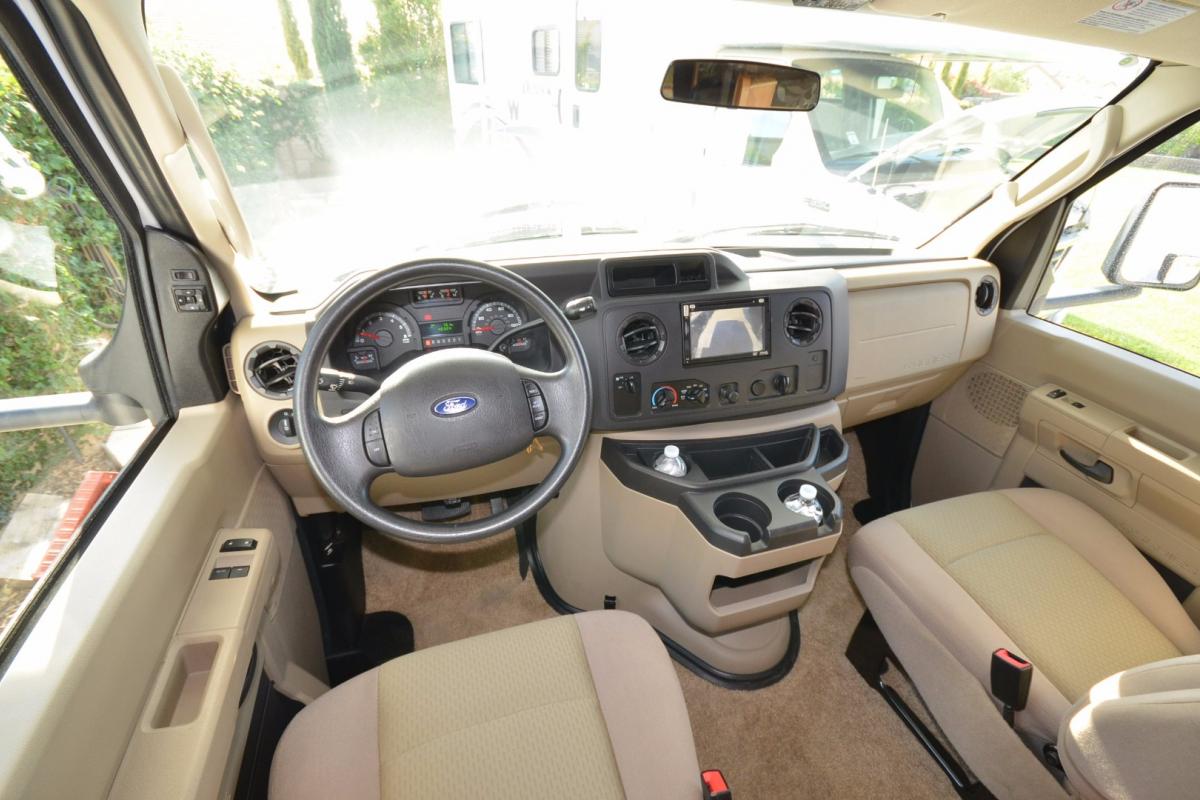 2011 Fleetwood Jamboree Sport 31N, 2