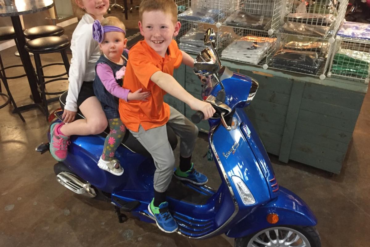 2016 Vespa Sprint 150, 1