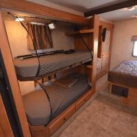 2011 Fleetwood Jamboree Sport 31N, 10
