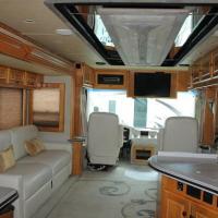 2004 MONACO EXECUTIVE, 2
