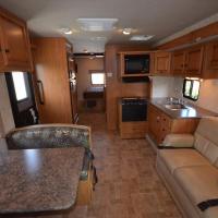 2011 Fleetwood Jamboree Sport 31N, 6