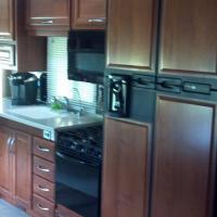 2006 Fleetwood Discovery 39V, 5
