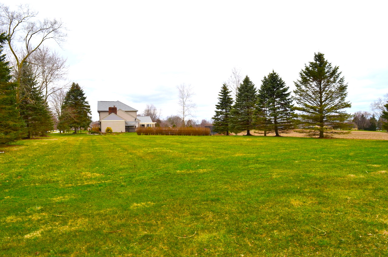 Buildable Lot in Grabill Indiana Scheerer McCulloch Indiana