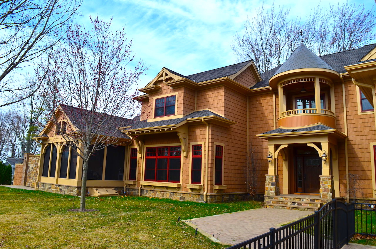 Beautiful 7000 sf home with 2 acres on Lake Wawasee Scheerer