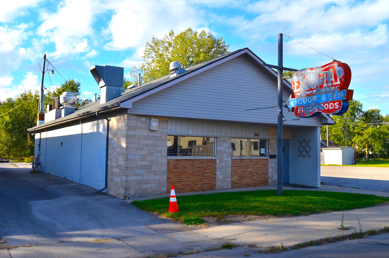 Commercial property southeast of downtown Fort Wayne Scheerer