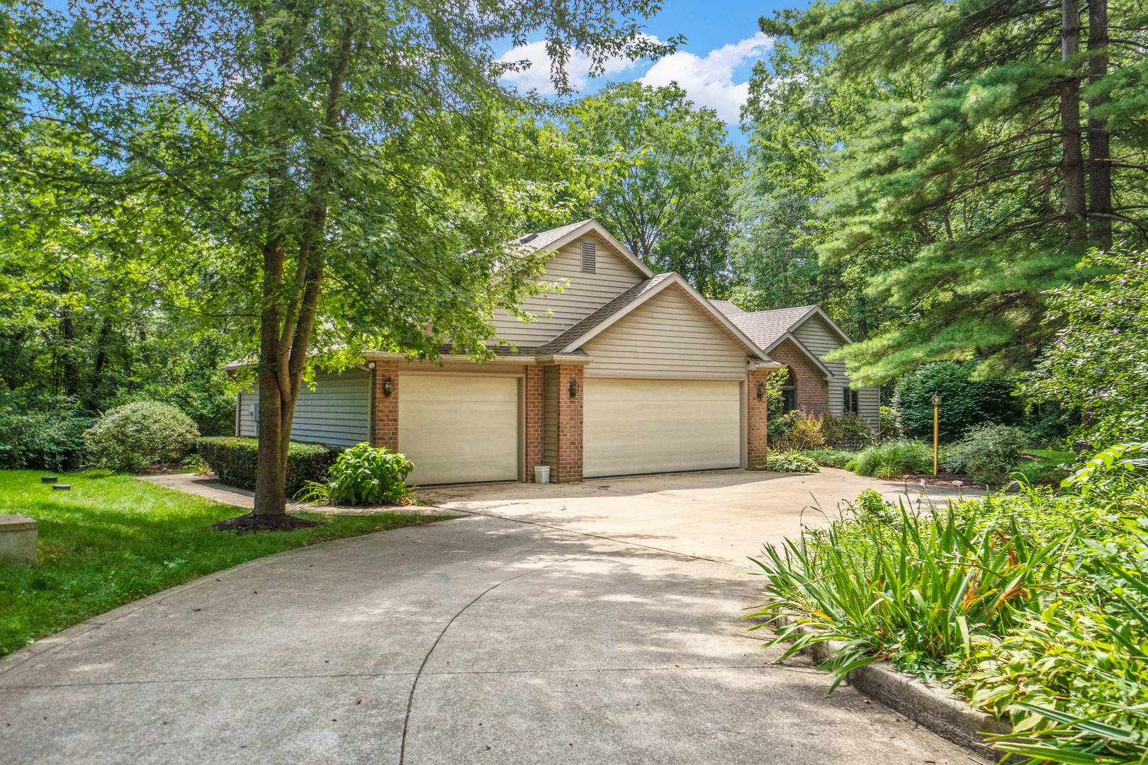 Grabill, Indiana Ranch Home with 3.68 +/ Acres and Pond Scheerer