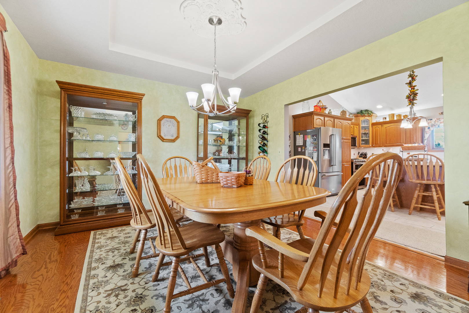 This property is the REAL DEAL located in Wolcottville, Indiana Home