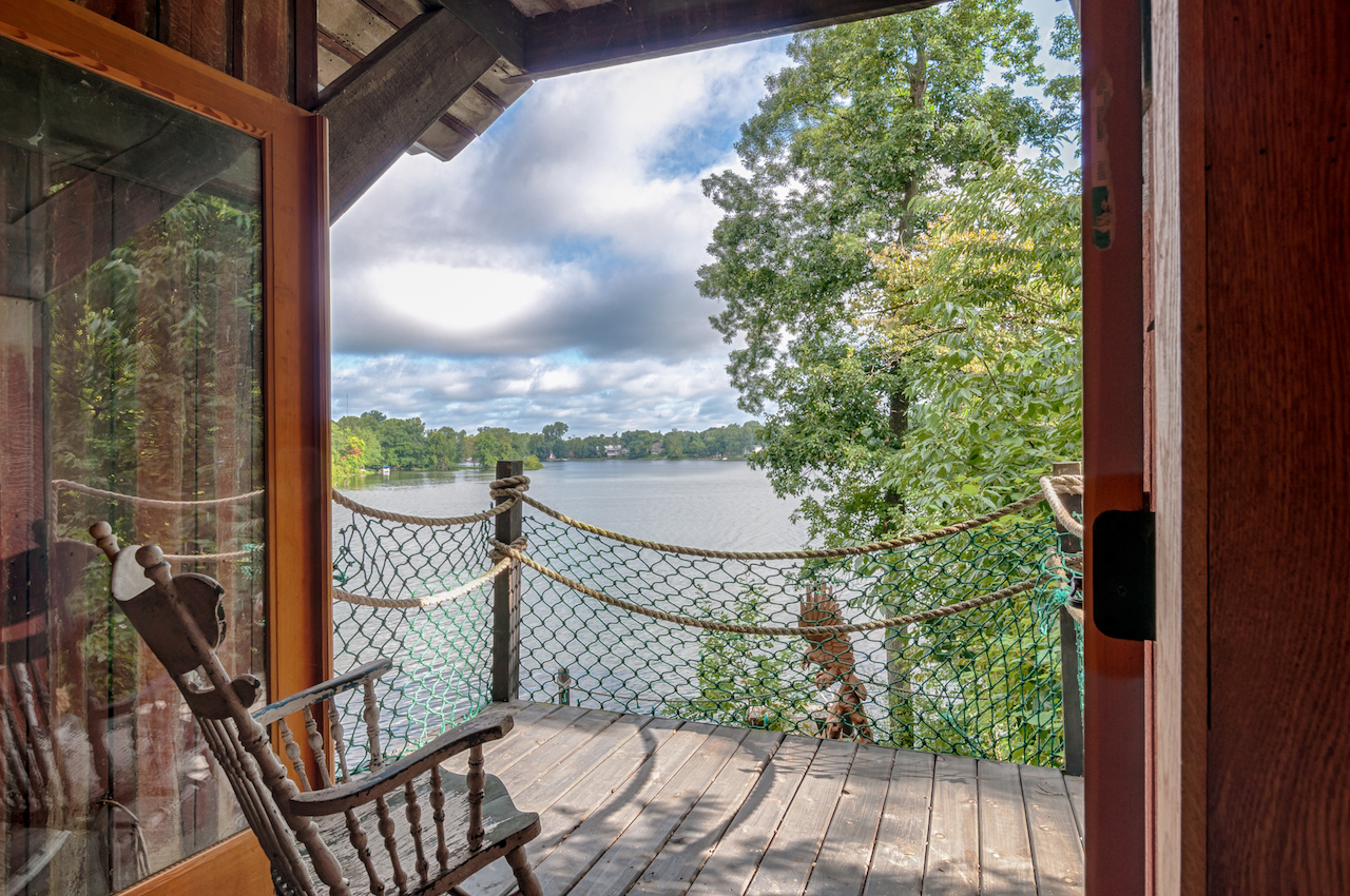 Lakefront home on Lake Papakeechie Scheerer McCulloch Indiana