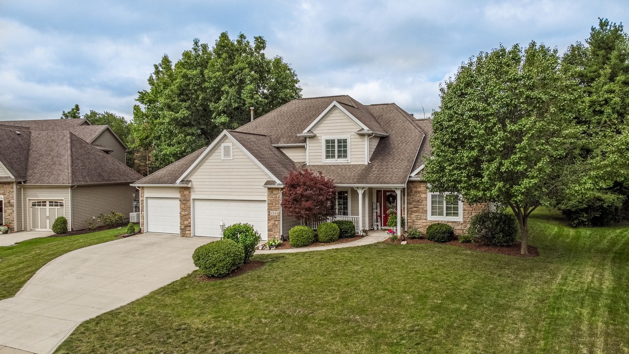 BEAUTIFUL 5 BR 3.5 BA EXECUTIVE HOME IN THE LAKES OF LIBERTY MILLS